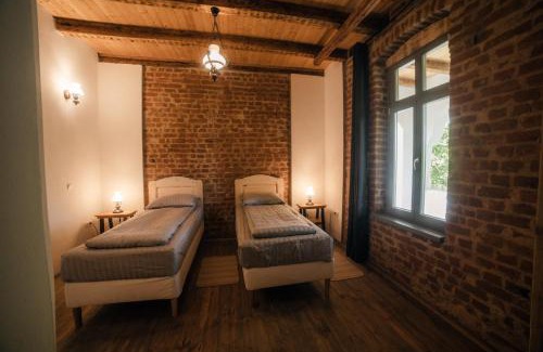 Urlati Bed & Breakfast | Conacul Nucu