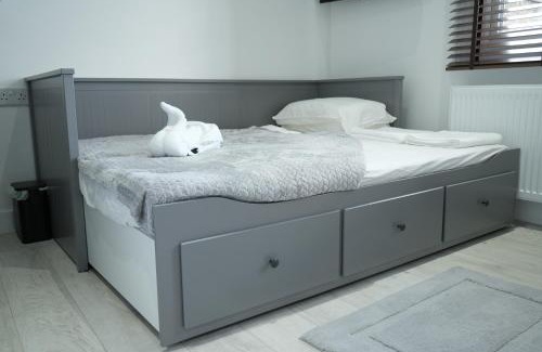 Southbury Apartment | Concept Rooms 1 Executive Double Enfield town