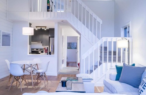 Mont-Tremblant Apartment | Condo 2BDR Mezzanine with Lake and Mountain View 469
