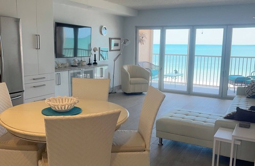 Bonita Springs Condo | Condo directly on beach!