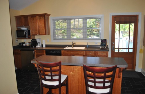 Bayfield Condo | Condo downtown Bayfield. 1 Private Bedroom King, 2 other Q beds in living room.