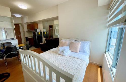 Barangay 670 Apartment | Condo for Short Stay in Ermita near SLMEC & US Embassy