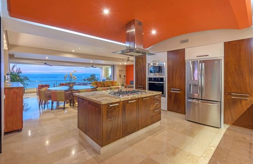 Conchas Chinas Condo | Condo, Gorgeous 3 Bdrm Overlooking Banderas Bay. Sunsets and fireworks daily!