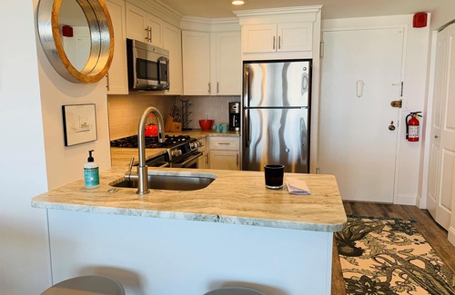 Longport Condo | Condo in Margate Towers on the beach!