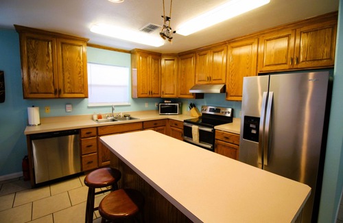 Port Mansfield House | Condo located right on the water! Your boat is right out the back door.