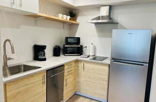 Florida Central Atlantic Coast Apartment | Condo near Epic & Universal,free parking & Netflix