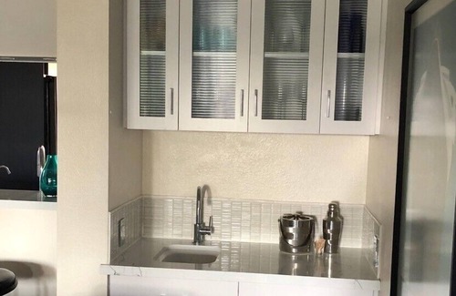 Belcourt House | Condo on Big Canyon Golf Course - Community Pool & Spa MONTHLY ONLY
