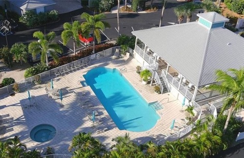 Placida Condo | Condo overlooking the intracoastal waterway, located near Gasparilla Island.
