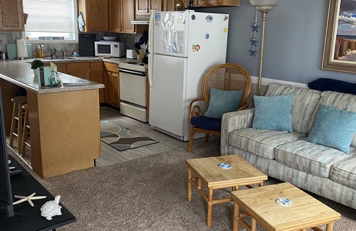Ocean Isle Beach Condo | Condo Seaside Serenity at Ocean Isle Beach.