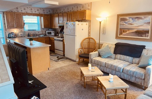 Ocean Isle Beach Condo | Condo Seaside Serenity at Ocean Isle Beach.