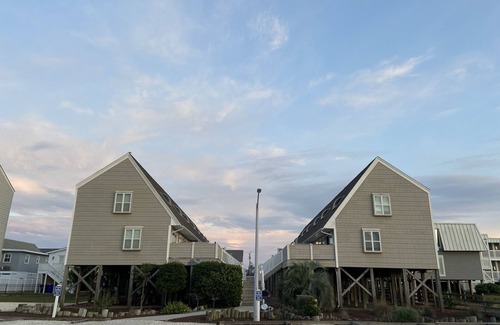 Ocean Isle Beach Condo | Condo Seaside Serenity at Ocean Isle Beach.