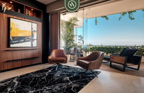 Alta Vista Apartment | Condo with Balcony - Rooftop Pool with Ocean View