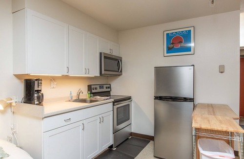 Alyeska Apartment | Condo with stunning views near shops and restaurants with immediate ski access