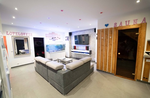 Ferrandiere - Maisons Neuves Condo | Condominium apartment with jacuzzi jacuzzi sauna