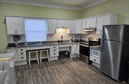 Holly Apartment | Conductors Quarters - Chic comfort 100% accessible