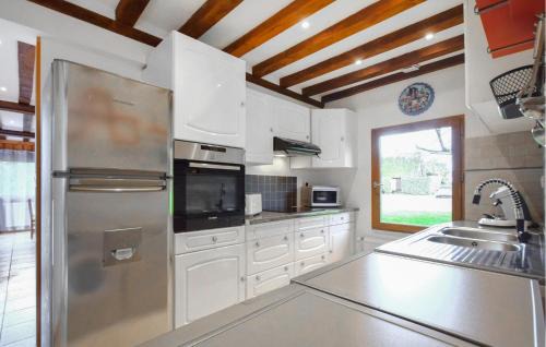 Bonneville-la-Louvet House | Confortable Maison Normande