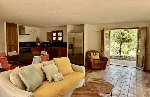 Santa Giulia Villa | Confortable Bergerie de Famille
