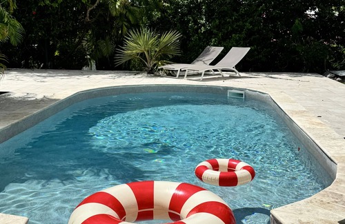 Saint-Francois Villa | Confortable Villa "Coco" with a private swimming pool
