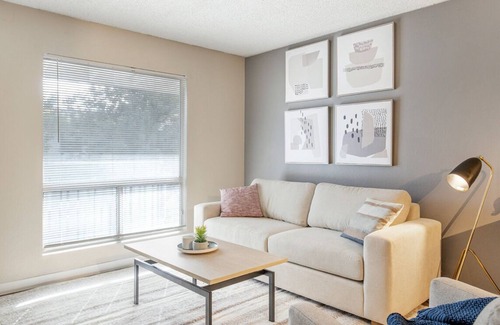 Deer Valley Apartment | CONGRATS! You’ve found a large1BR apt w/high-end appliances in a prime location!
