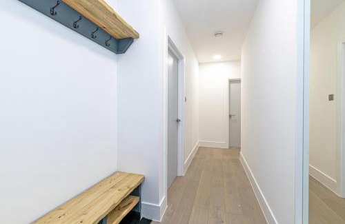 Appleby-in-Westmorland Apartment | Coniston House, 3 bedrooms with parking, Appleby by Guestz