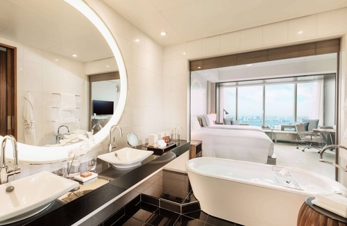 Shiodome Hotel | Conrad Tokyo