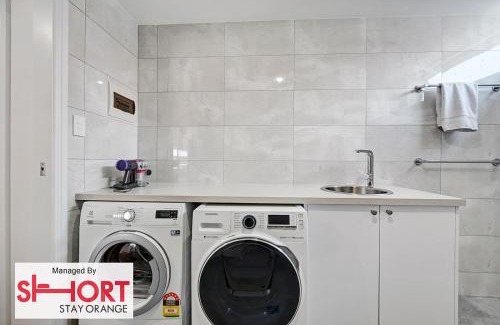 Orange Apartment | Conservatorium Villa 2