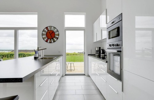 Sjølund House | "Constantin" - 500m from the sea by Interhome