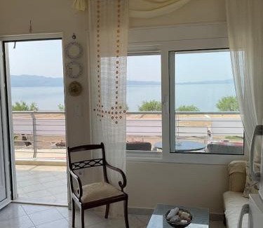 Skala Kallonis Apartment | Constantina