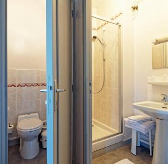 Autun Hotel | Contact Hôtel du Commerce et son restaurant Côte à Côte
