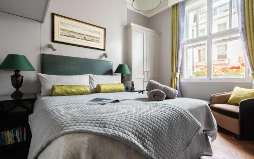 Warwick Apartment | Contemporary 1 Bed in Pimlico