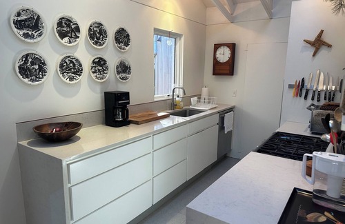 North Truro House | Contemporary 1 Bedroom Home in Wooded Setting. Close to Ocean and Bay Beaches.
