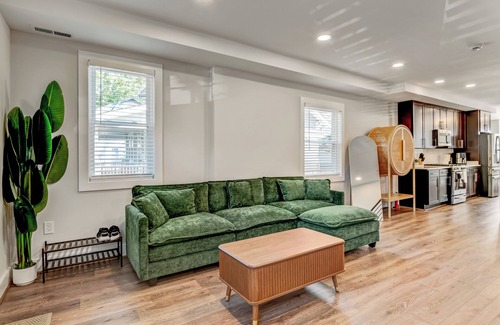 Brookland House | Contemporary 4BR/3.5BA Near Catholic Univ