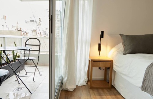 Constitucion Apartment | Contemporary apartment in bustling San Telmo - Premier Building