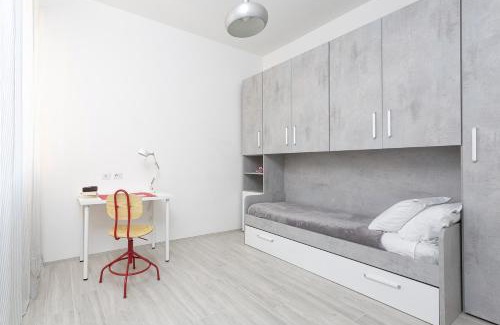 San Martino Apartment | Contemporary apartment in Sturla by Wonderful Italy