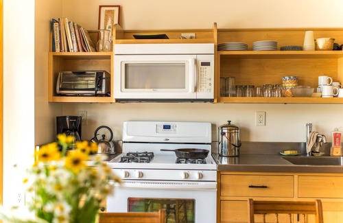 Hardwick Apartment | Contemporary Apartment in Historic 1895 Building