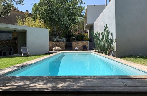 Ollioules House | Contemporary architect house with swimming pool less than 5kms from the beach