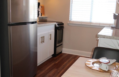 Biloxi Apartment | Contemporary Biloxi Condo for 2 - Oak Shores