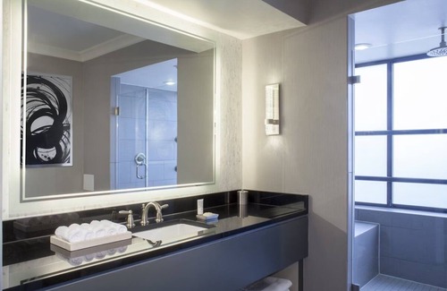 West End Hotel | Contemporary Classic Getaway! Close to Potomac Waterfront