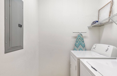 Waterford Plantation Condo | Contemporary golf retreat with private balcony, fast WiFi, central AC, & pool