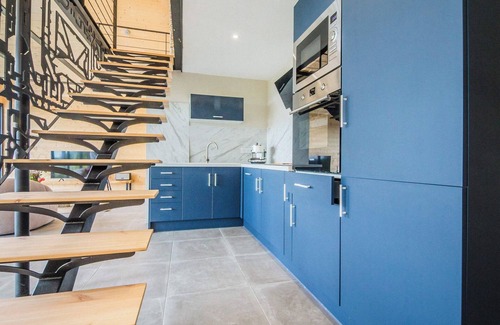 Sadroc House | Contemporary house with breathtaking views and spa. Up in paradise