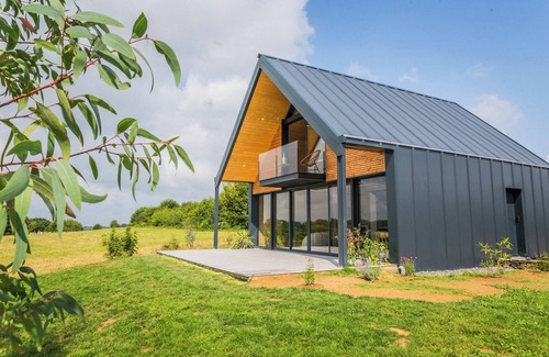 Sadroc House | Contemporary house with breathtaking views and spa. Up in paradise