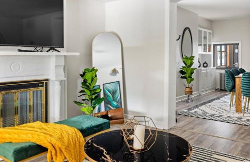 Lawrenceville Bed & Breakfast | Contemporary loft 5-min to downtown