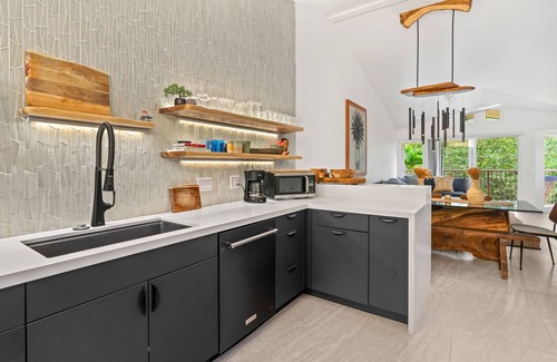 Princeville House | Contemporary Luxury condo minutes from Hanalei Bay & other stunning beaches.