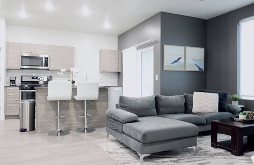 Downtown Salt Lake City Apartment | Contemporary SLC Suite