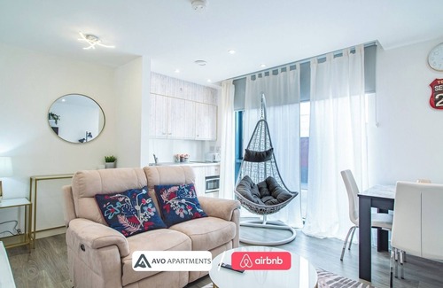 Sheffield Condo | Contemporary Studio Close to City – APT 10