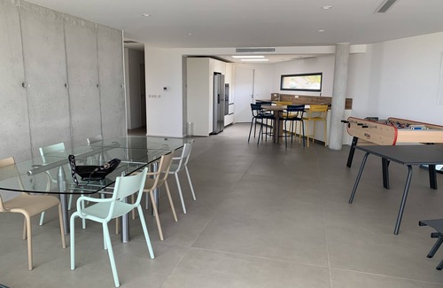 Ollioules Villa | Contemporary villa - 15 M swimming pool - large garden