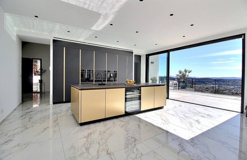 Draguignan House | Contemporary villa