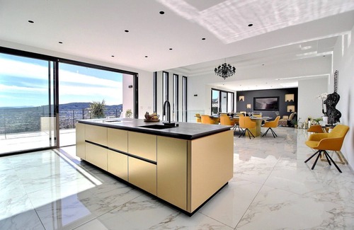 Draguignan House | Contemporary villa