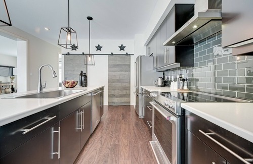 Huntsville House | Contemporary Villa Nordica, close to downtown/Beach/Free Provincial Park Pass