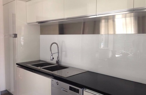 Saint Antoine Villa | Contemporary villa with sea and mountain views 10 minutes from the beach